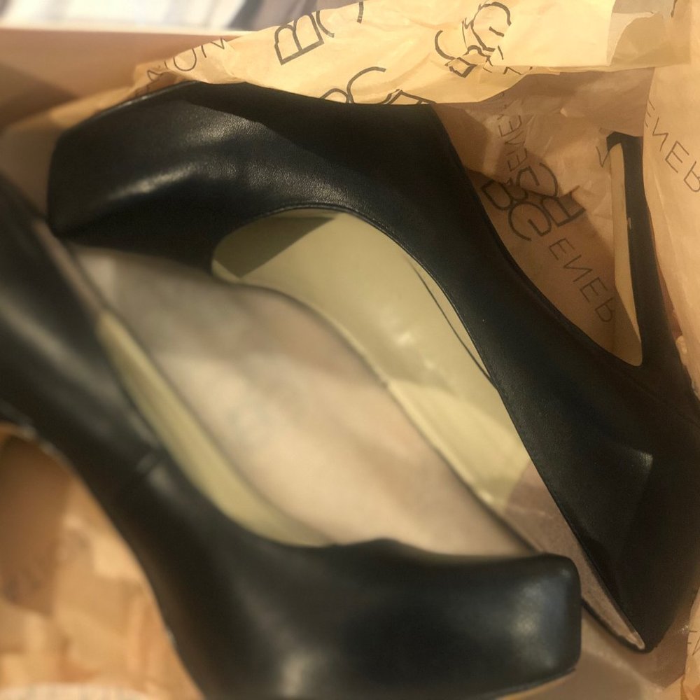 Bcbgeneration Parade Pump - image 7